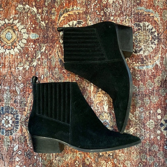 Marc Fisher Shoes - Marc Fisher Yolli Black Suede Ankle/Chelsea Boots. Low Heel. 8 1/2. Pointed Toe.